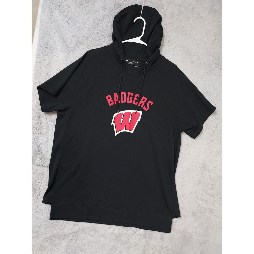 Wisconsin Badgers Hoodie Mens XL Under Amour NCAA Short Sleeve Hooded Black EUC